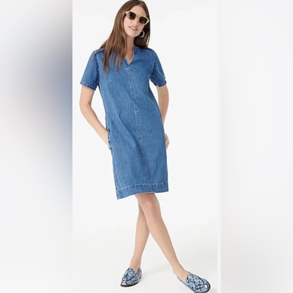 J. Crew Denim V-Neck Short Sleeve Dress❤️